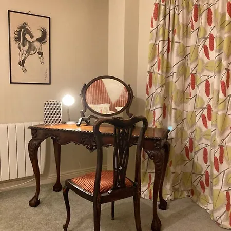 Self Catering Apartment- 11a Westbourne Place Apartment
